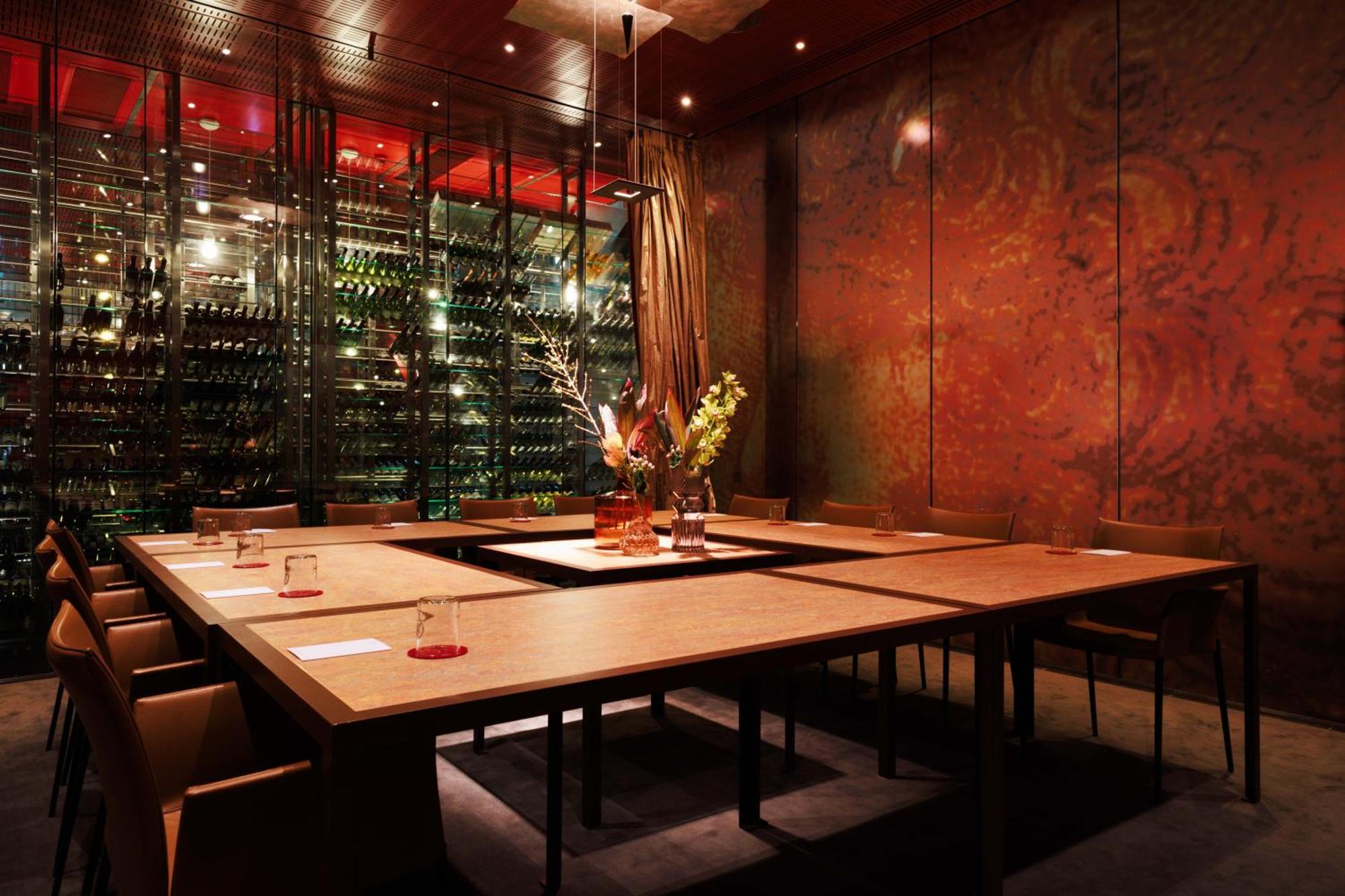 Kruisherenhotel Maastricht - Oostwegel Collection, Member Of Design Hotels Exterior photo Interior of the restaurant