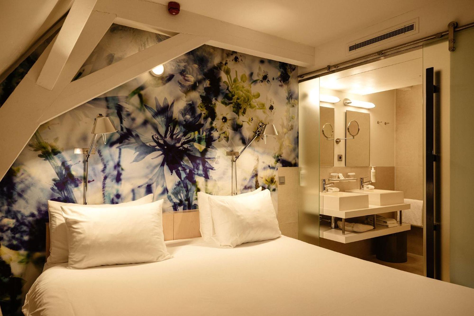 Kruisherenhotel Maastricht - Oostwegel Collection, Member Of Design Hotels Exterior photo A room at the hotel