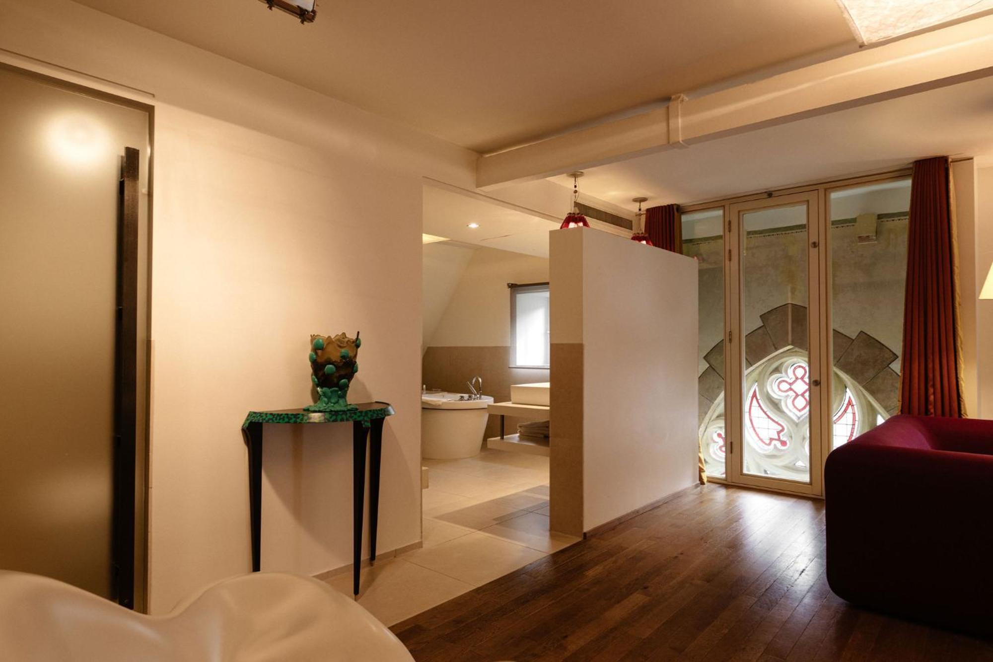 Kruisherenhotel Maastricht - Oostwegel Collection, Member Of Design Hotels Exterior photo