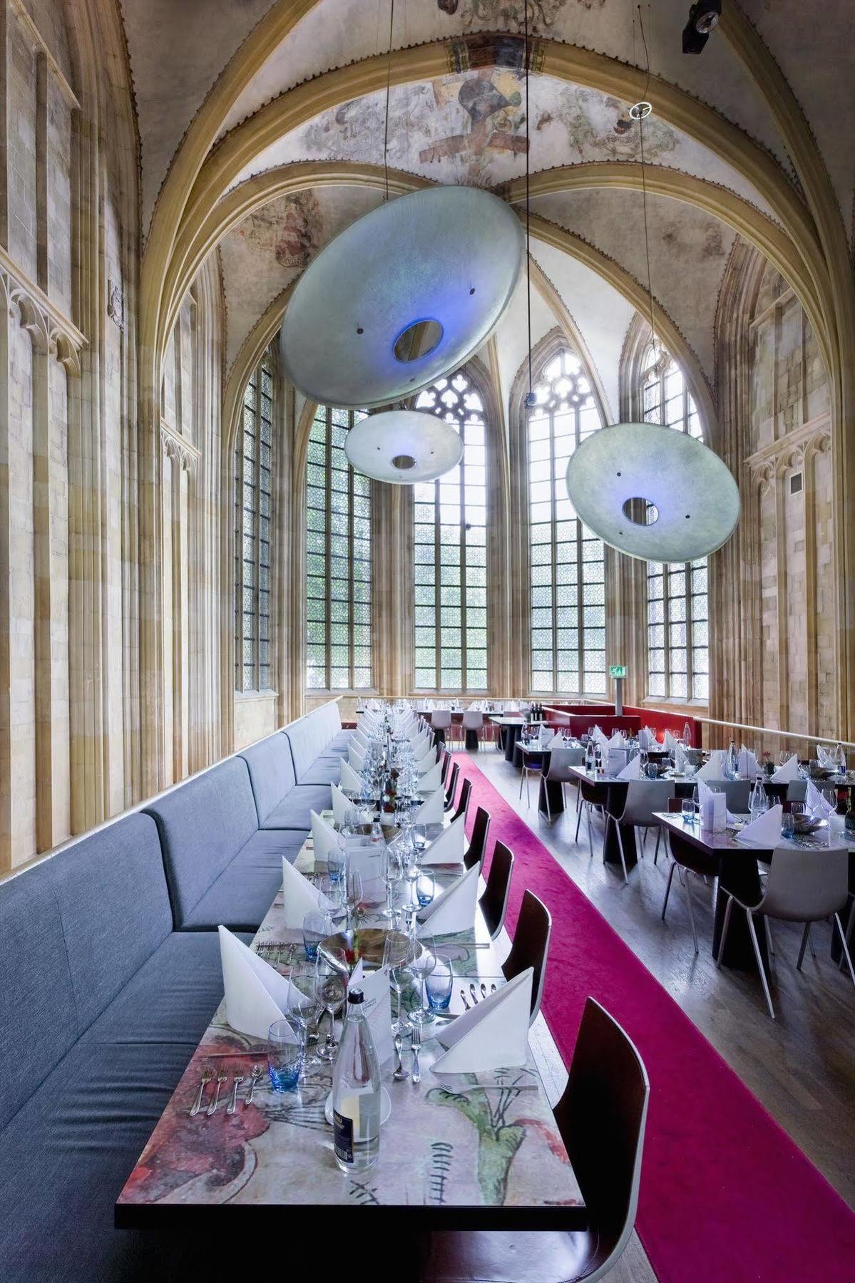 Kruisherenhotel Maastricht - Oostwegel Collection, Member Of Design Hotels Exterior photo Restaurant